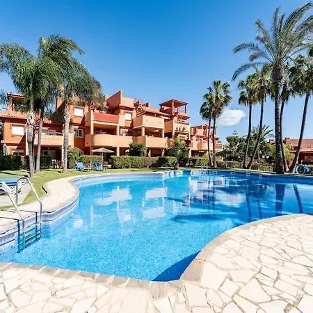 New Premium Flat With Pool Access In דירה מארבלה