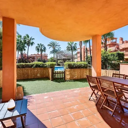 New Premium Flat With Pool Access In * מארבלה